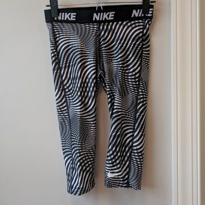 Kids Nike athletic Capri